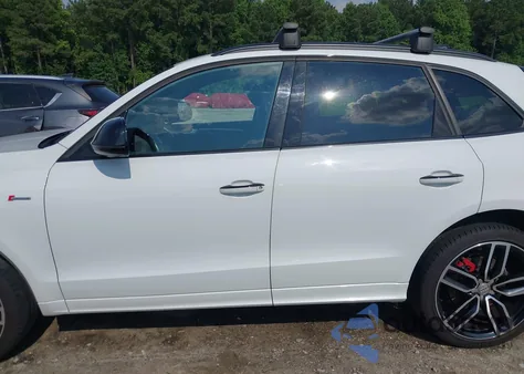 2017 Audi Sq5 3.0T Premium Plus z USA, uszkodzony, nr VIN WA1CCAFP1HA076275